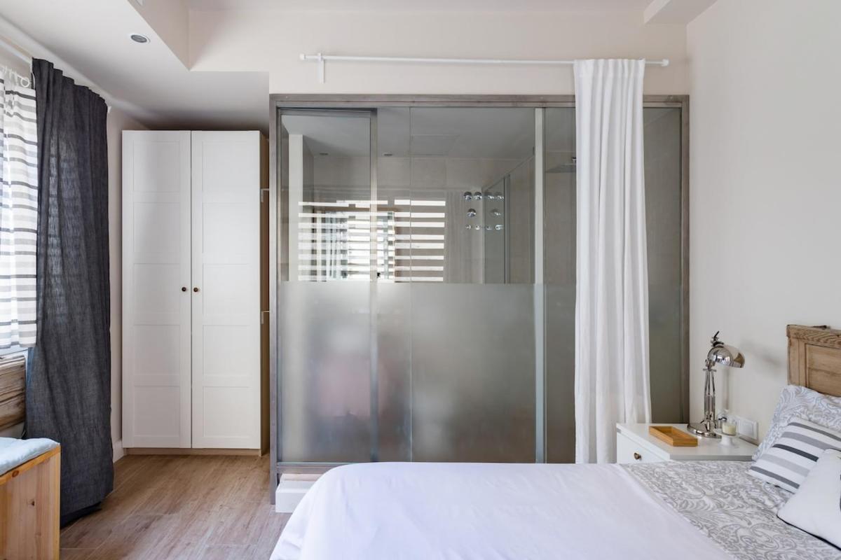 Disfruta Del Sol De Triana Desde Acogedor Y Original Piso Con Gran Terraza *